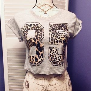 ❣️5/$20❣️🔥ON FIRE -NWT-🔥